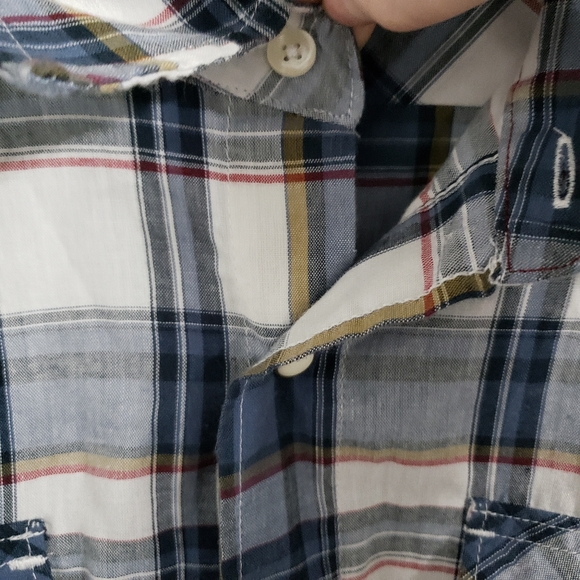 Wrangler Plaid Button Down Shirt - Picture 4 of 6